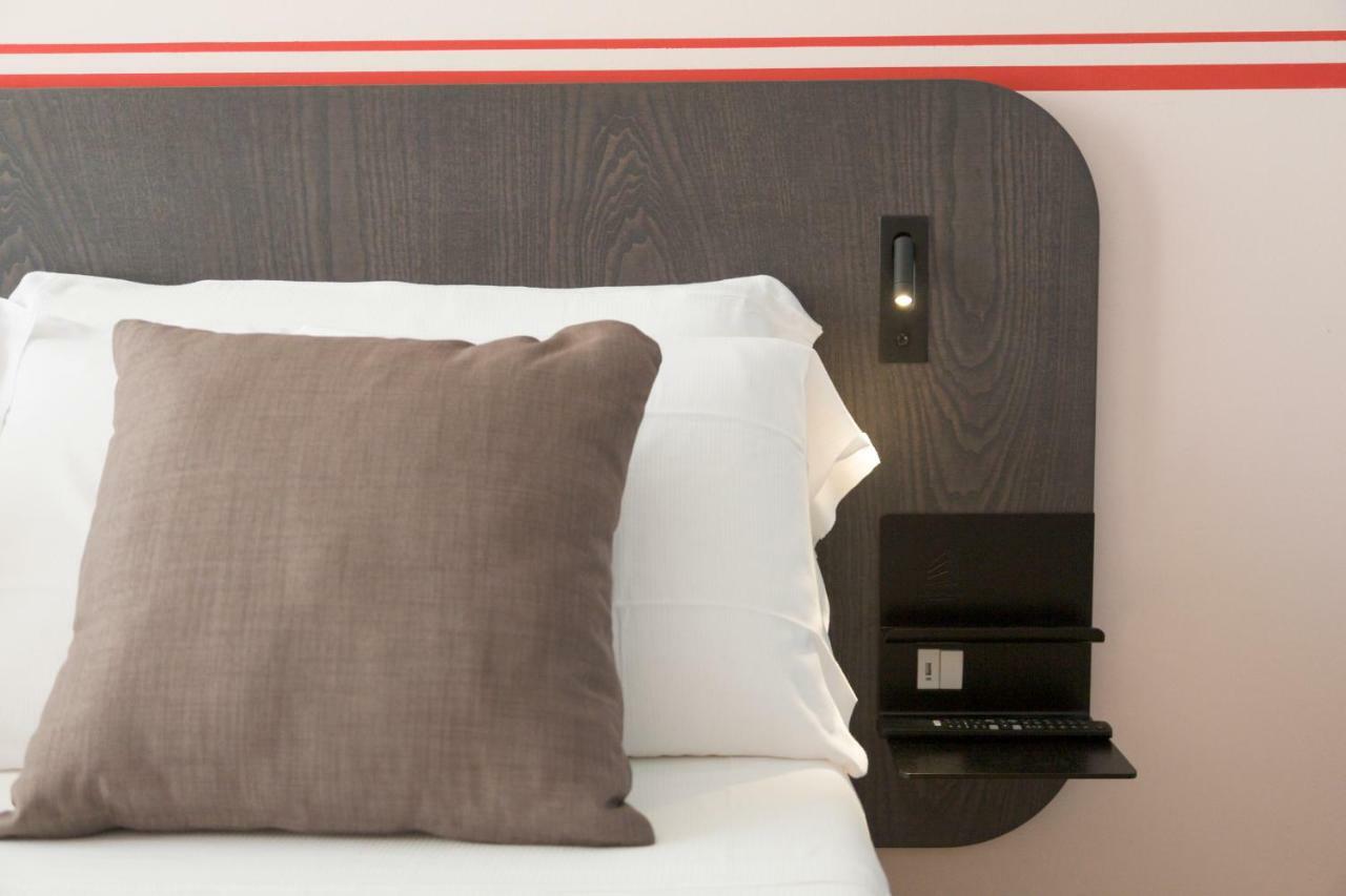 Metropolitan Suites Ancona Ngoại thất bức ảnh