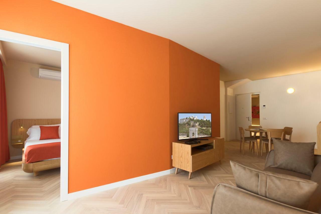 Metropolitan Suites Ancona Ngoại thất bức ảnh